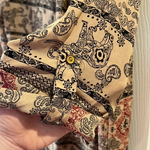 Rue 21 elephant blouse - Picture 3 of 5